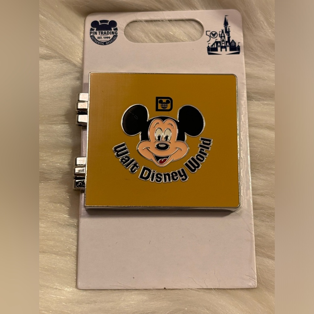 WDW 50th Mickey Cinderella Castle Disney Hinged Pin Vault Collection